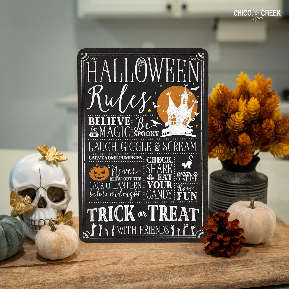 Halloween Signs, Halloween Decor, Cute Halloween Decor, Spooky Season, Halloween Gifts, Halloween Lover, Trick Or Treat, Seasonal Signs