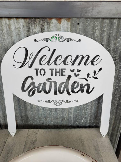 Garden Sign Personalized for Mother's Day Gift, Decorative Outdoor Plaque, Flower Bed Sign, Metal Veggie Garden Sign With Stakes
