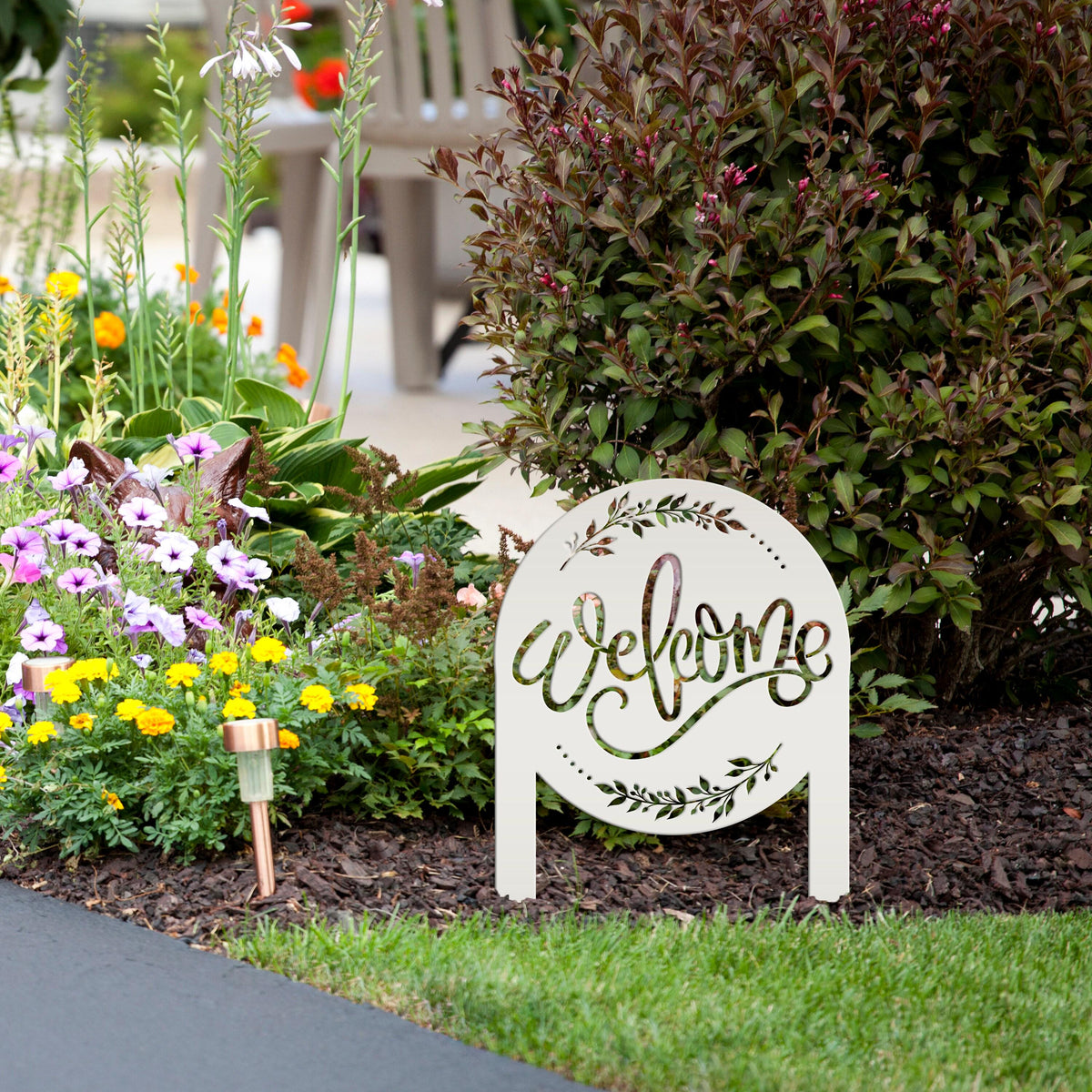 Cute Welcome Sign - Laser Cut Outdoor Home Decor - Welcoming Metal Yard Stake Art - Charming Garden Decoration - Unique Realtor Closing Gift