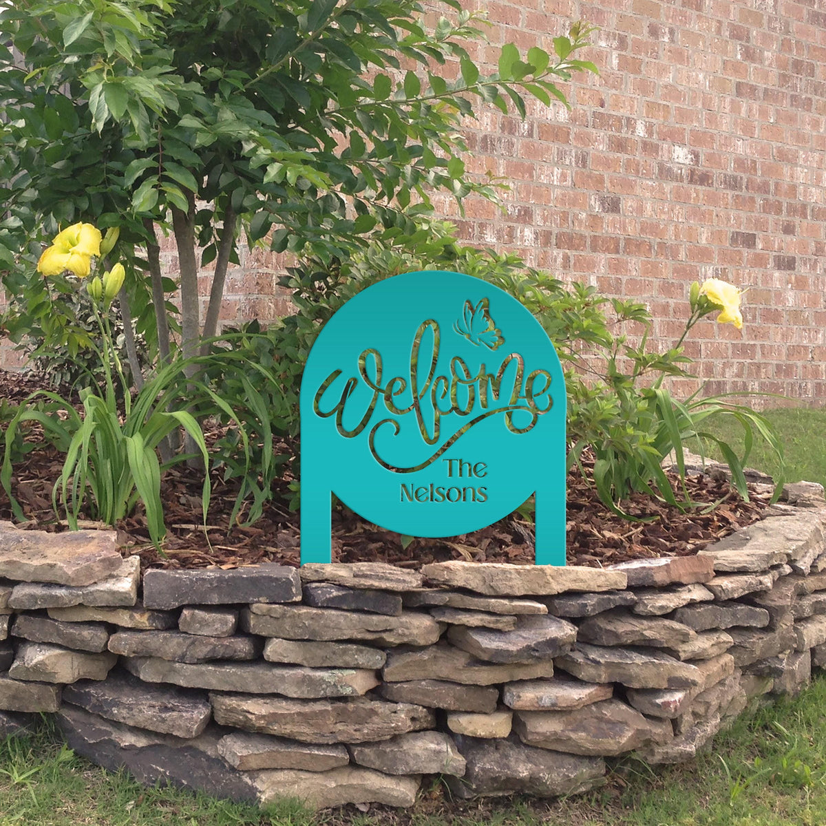 Custom Welcome Metal Yard Sign – Personalize Your Entryway Decor - Cute Welcoming Metal Sign - Laser Cut Lawn Decoration - Housewarming Gift