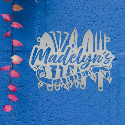 Gardener's Gift - Personalized Metal Garden Sign for a Unique Outdoor Yard Decor - Perfect Gift For Her