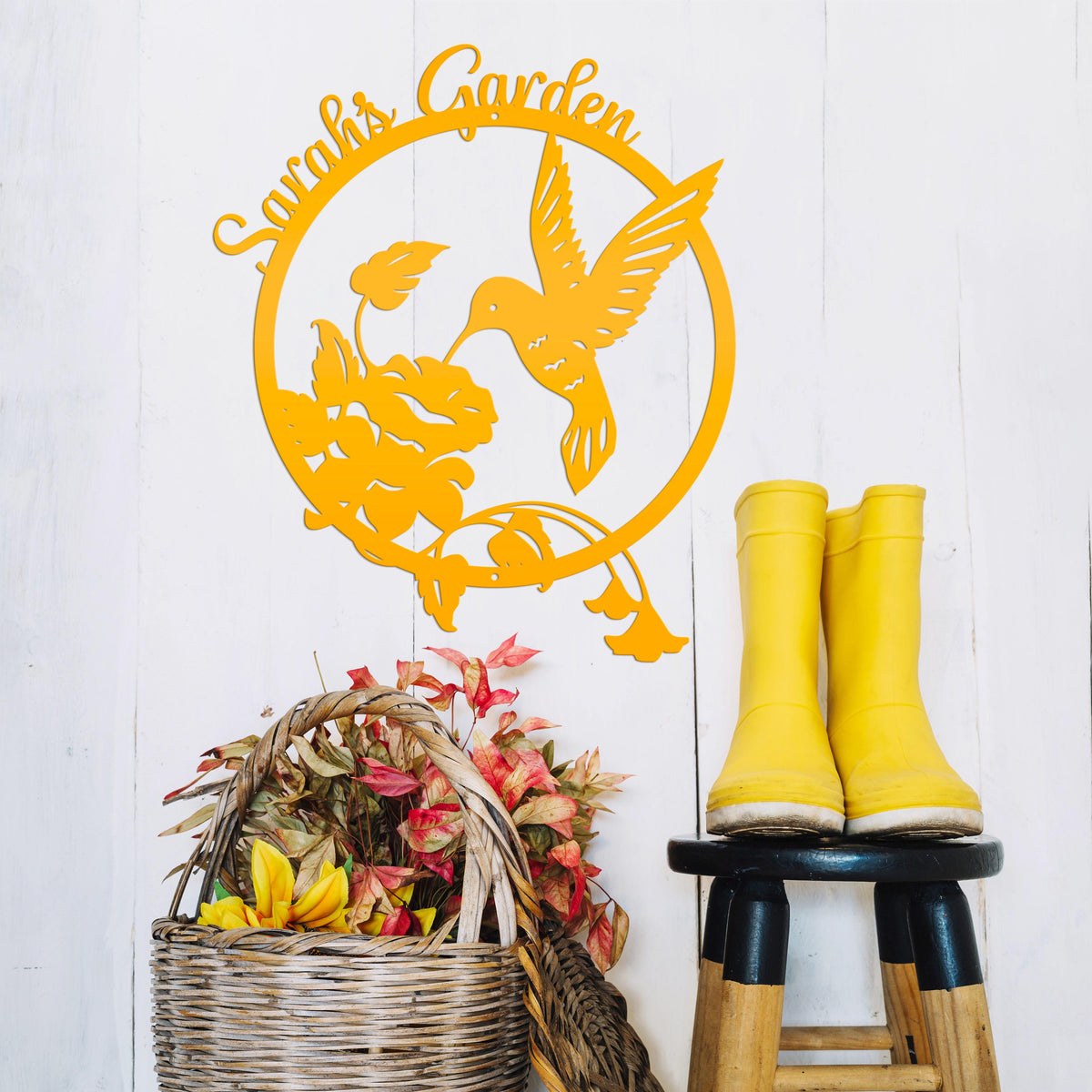 Personalized Gift For Mom, Custom Hummingbird Sign, Mother's Day Gift Idea, Customized Garden Sign